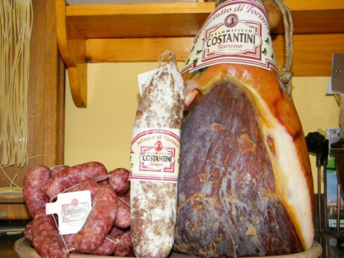 Salumi e Formaggi Abruzzesi - Nazziconi Alimentari