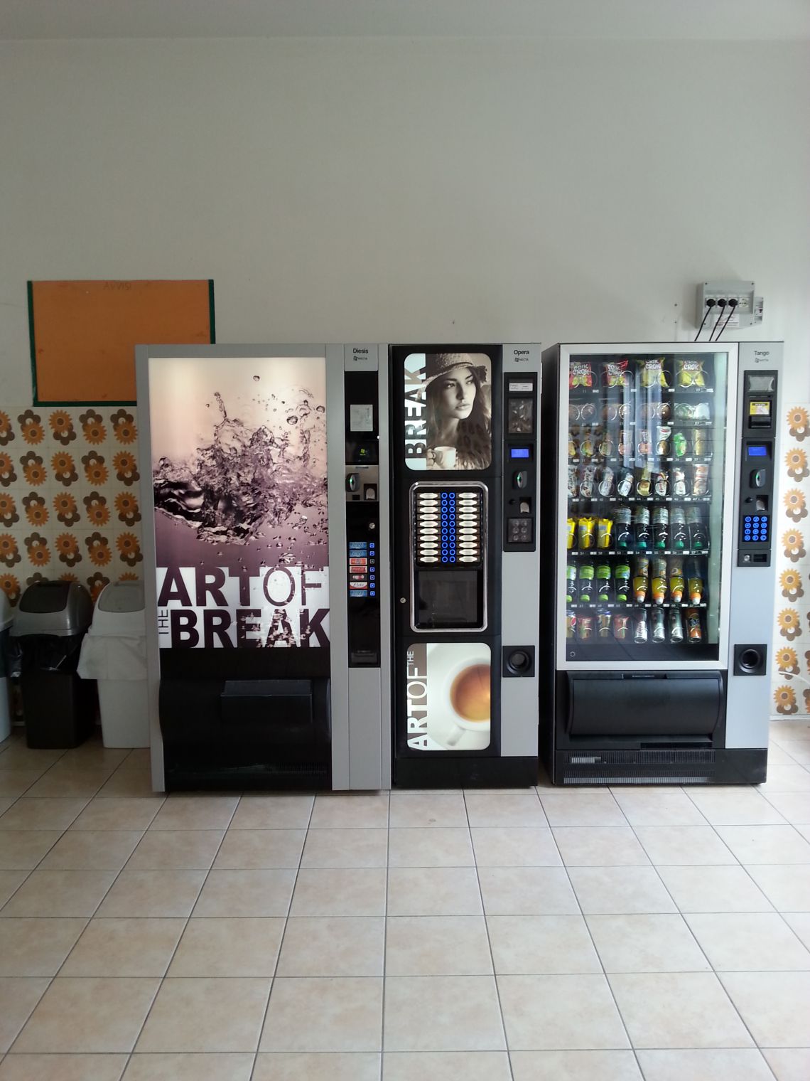 Distributori automatici Caffe' Bevande e Snack
