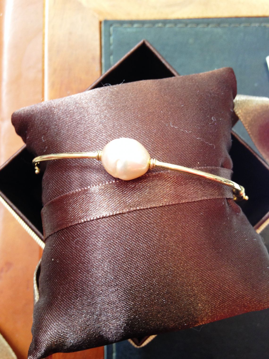 Bracciale rigido oro giallo Perla coltivata