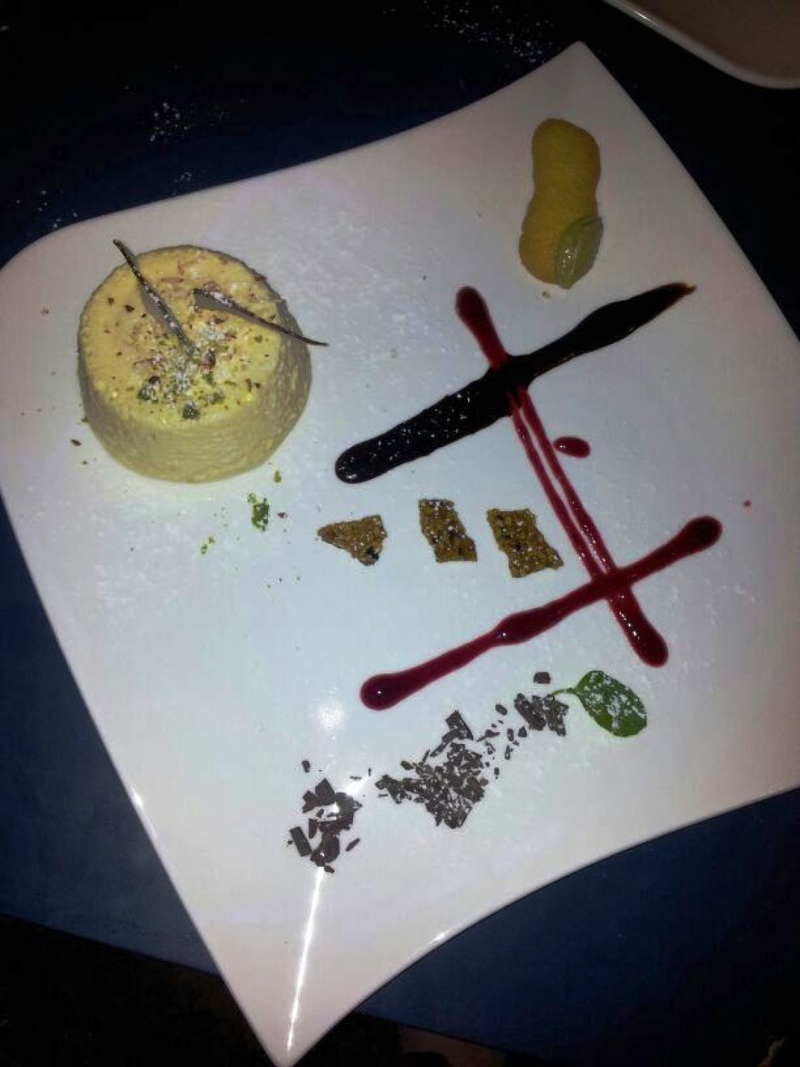 Dolce semifreddo Torrone bianco