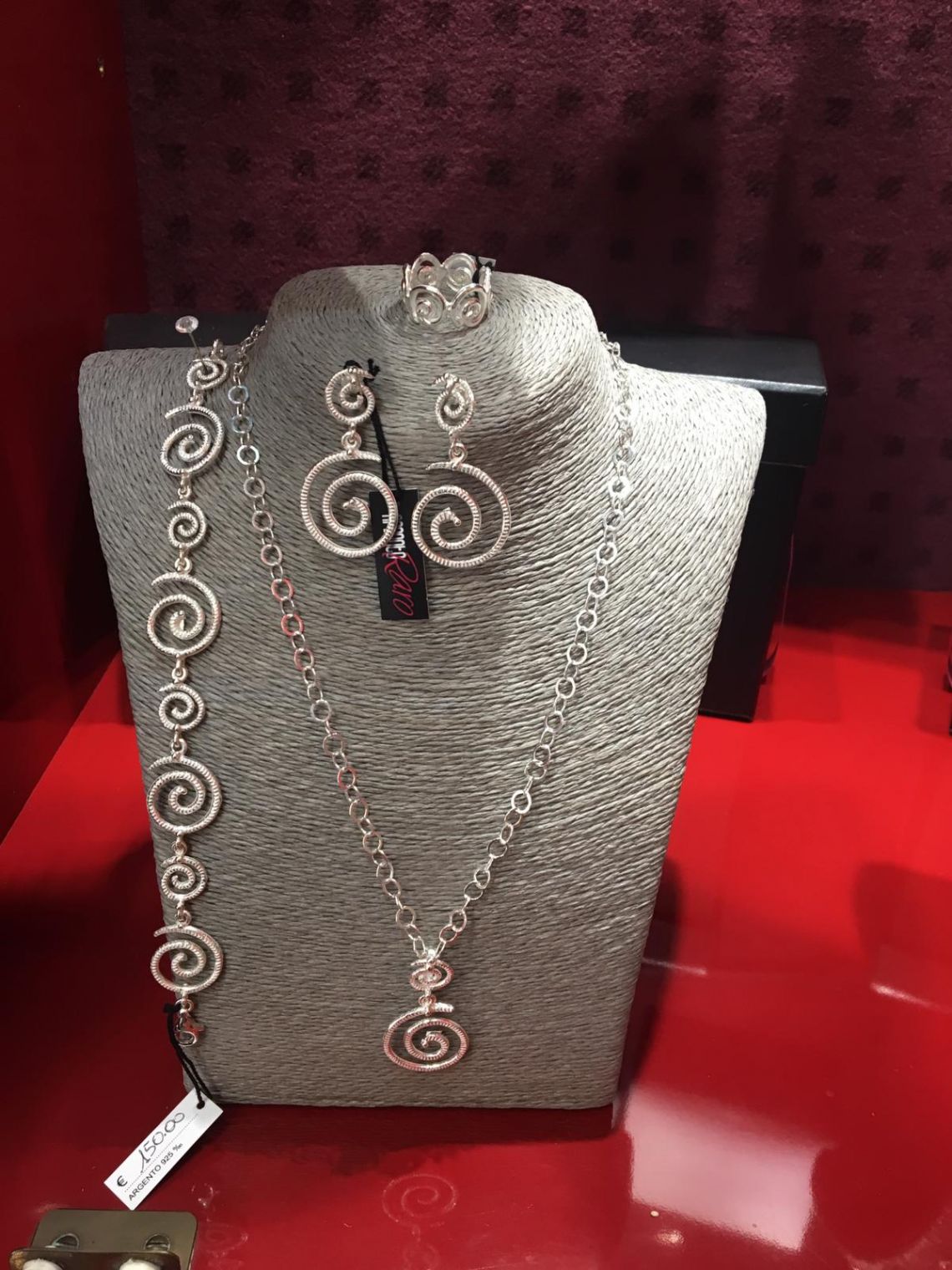 Gioielli realizzati a mano in argento 925