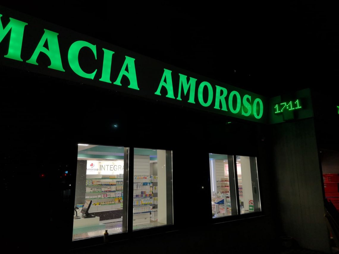 Insegne luminose traforate / grandi impianti
