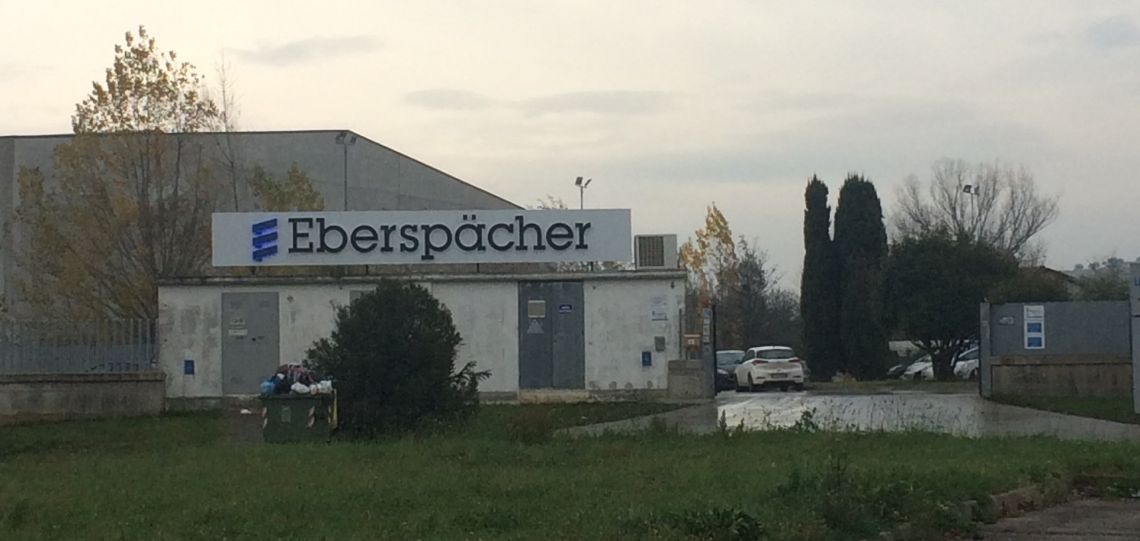Insegne a lettere scatolate retroilluminate Abruzzo